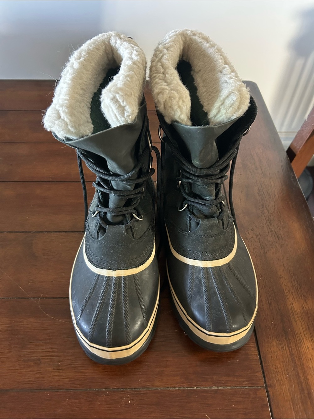 Sorel Black and Cream Caribou Waterproof Women’s Snow Boots - Picture 2 of 5